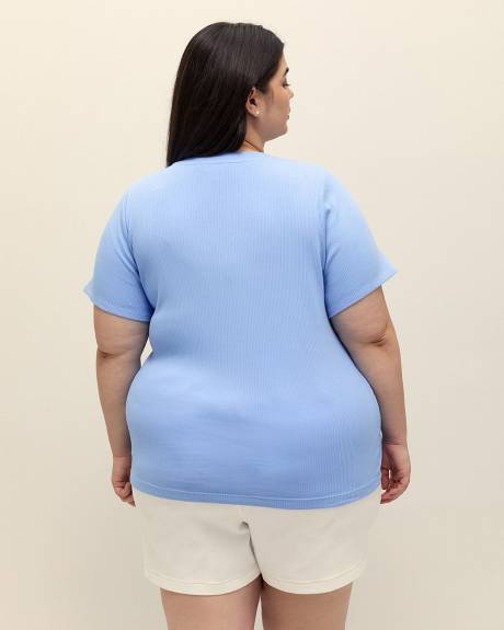 Curvy-Fit Rib Crewneck Tee - PENN. Essentials