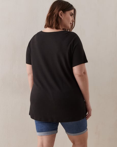 T-shirt coupe boyfriend à col rond - In Every Story