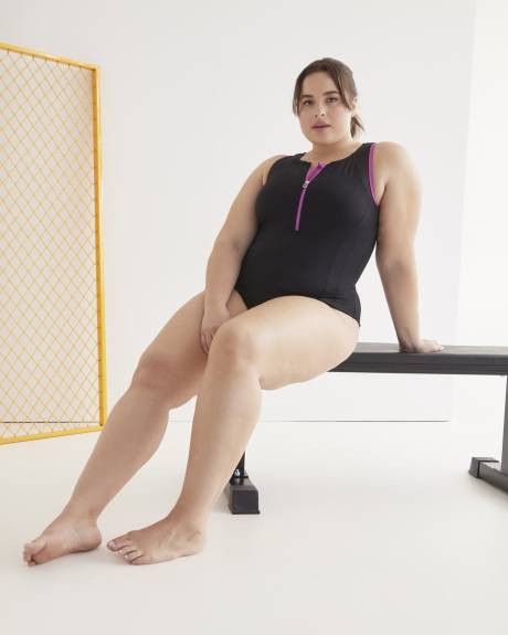 One-Piece Swimwear with Half Zipper - Active Zone