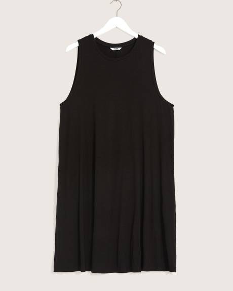 Responsible, Sleeveless Swing Knit Dress