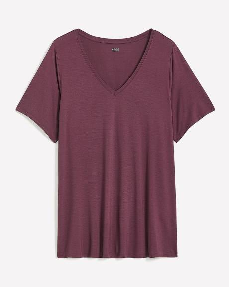 T-shirt à manches courtes et col V, coupe moderne - Essentiels PENN.