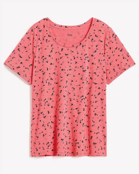 Printed Curvy-Fit Crewneck Tee - PENN. Essentials