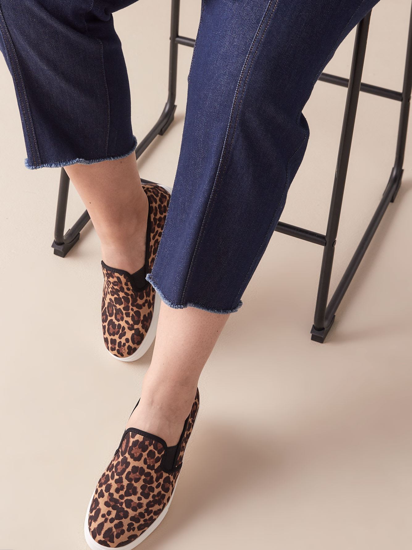 wide width leopard shoes