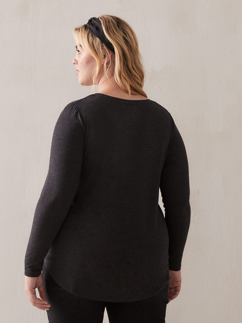 Long-Sleeve V-Neck T-Shirt - Addition Elle