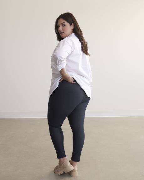 Petite, Denim Legging with Side Slits - PENN. Essentials