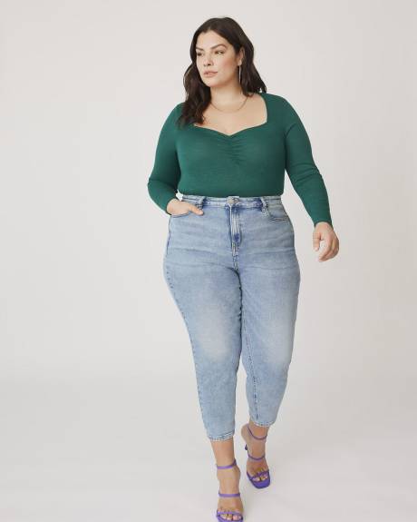 Solid Long-Sleeve Swing Knit Top