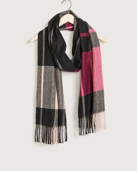 Plaid Scarf With Fringes - In Every Story