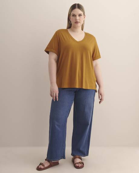 Responsible, Boyfriend-Fit V-Neck Tee - PENN. Essentials