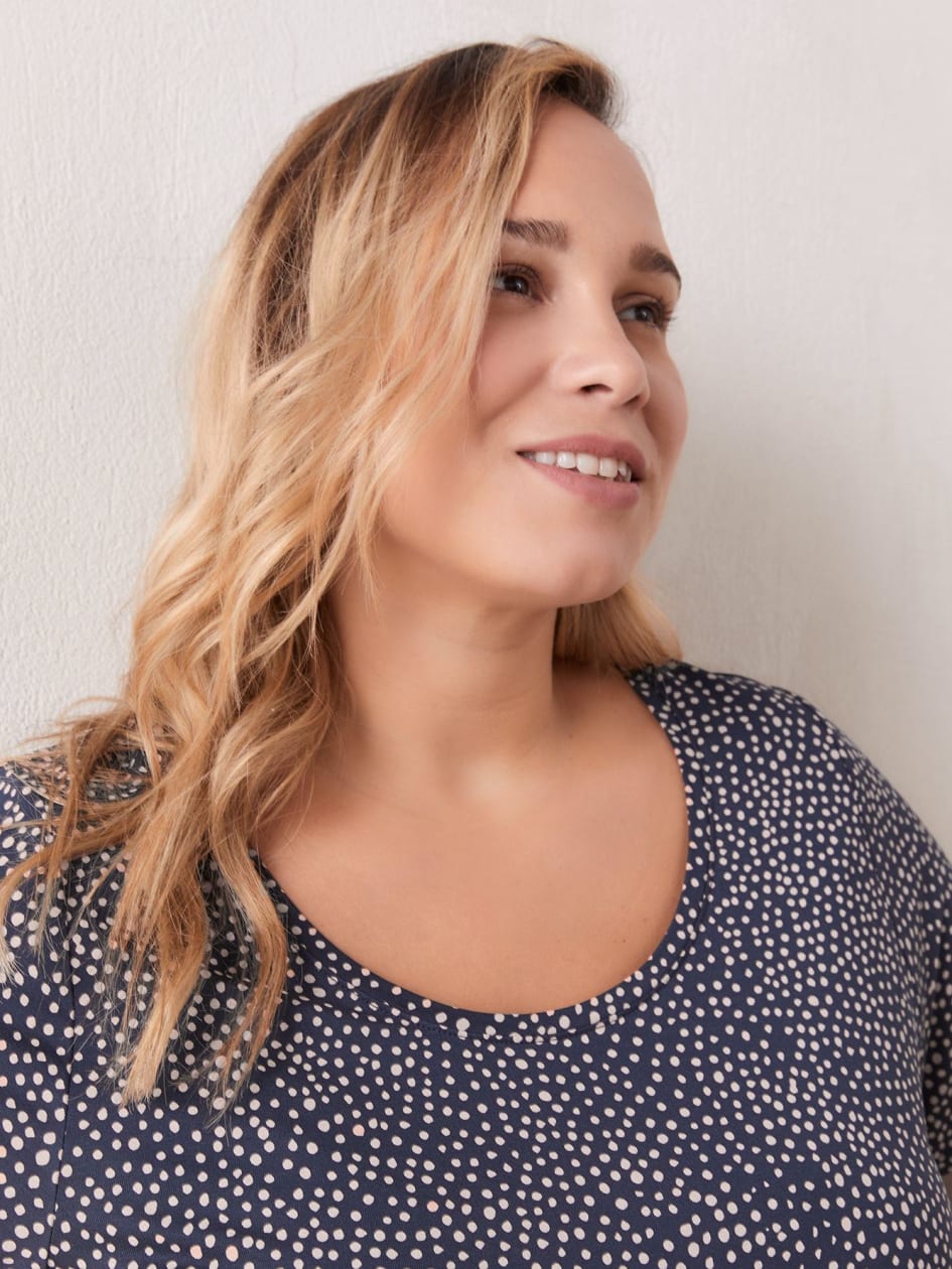 Modern-Fit Scooped Neck Printed Tee - In Every Story
