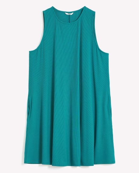 Responsible, Ribbed Knit Sleeveless Swing Dress with Pockets