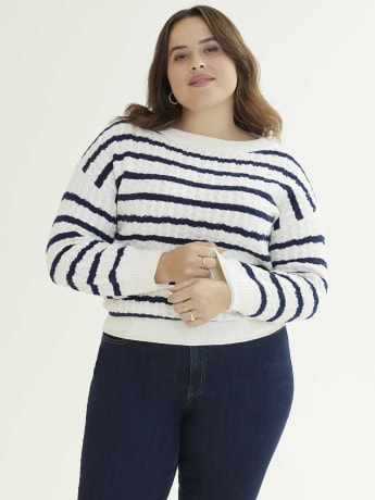 Pull rayé en coton à mailles torsadées avec encolure bateau