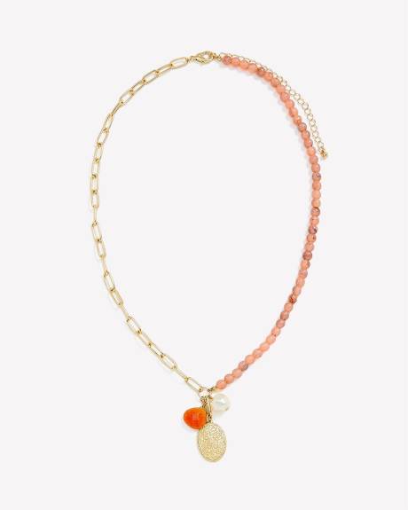 Collier court mi-chaîne mi-billes avec pendentif