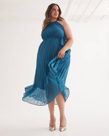 Robe longue plissée à col licou - City Chic