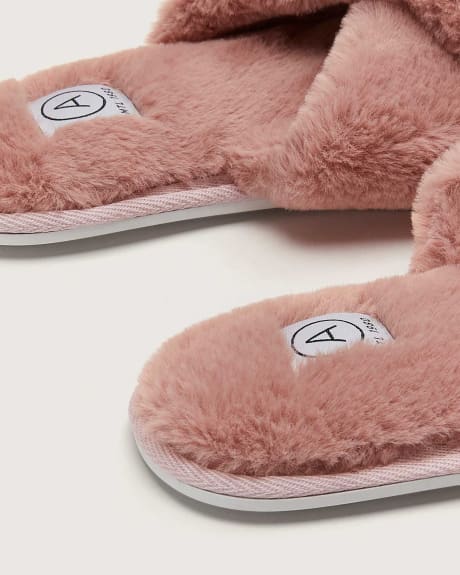 Extra Wide Width Faux-Fur Crossover Slippers - Addition Elle