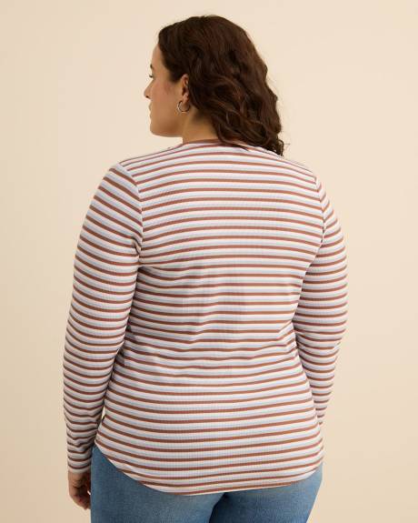 Haut &agrave; manches longues avec col boutonn&eacute;