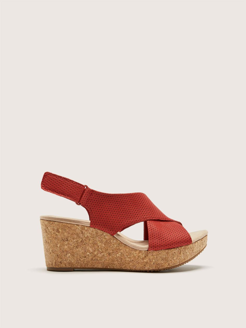 clarks wide width sandals