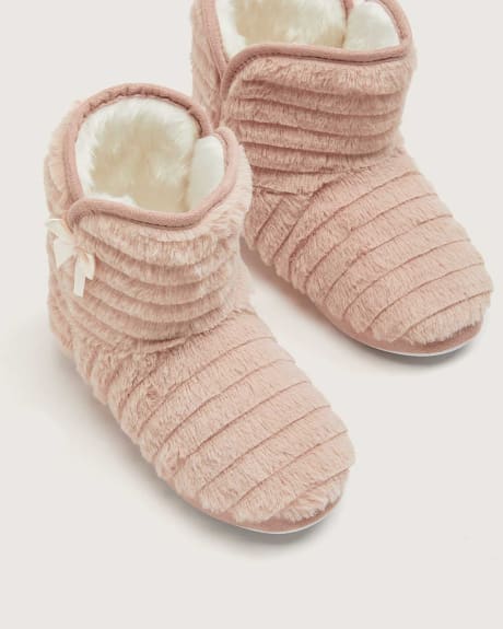 Extra Wide Width, Slipper Booties - In Every Story
