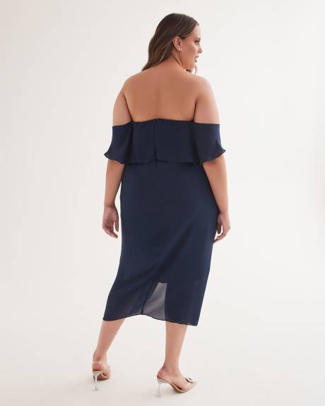 Robe longue froncée à épaules dénudées - City Chic