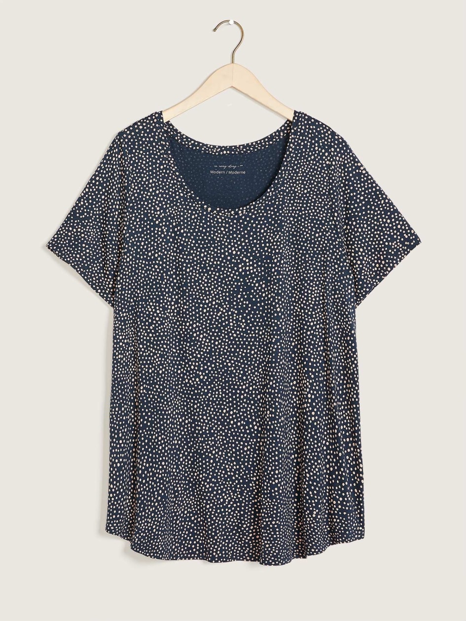 Modern-Fit Scooped Neck Printed Tee - In Every Story