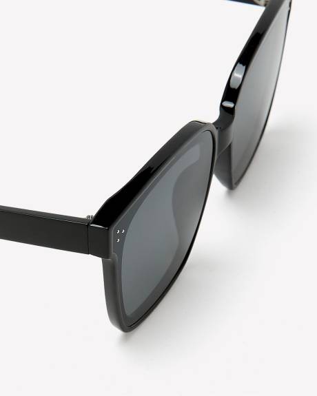 Black Classic Large Sunglasses