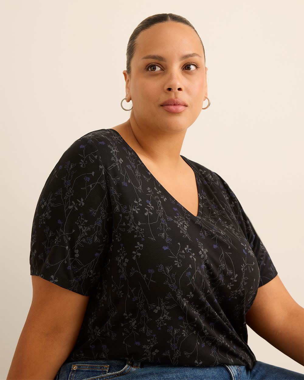 Modern-Fit Short-Sleeve V-Neck Tee Modern-Fit Short-Sleeve V-Neck Tee