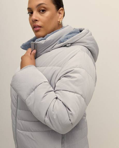 Manteau d'hiver matelassé avec côtés froncés