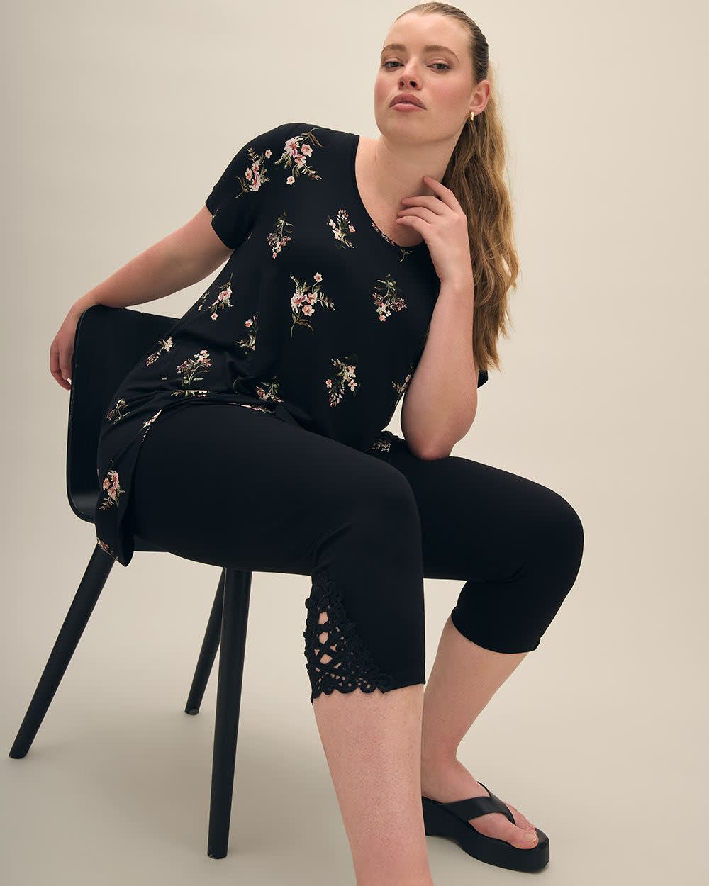Capri Legging with Crochet at Hem PENN. Essentials Penningtons