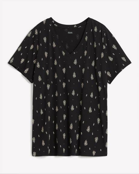 Boyfriend-Fit Short-Sleeve V-Neck Tee
