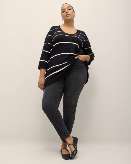 Buy Plus Size Solid Full Length Skinny Fit Treggings