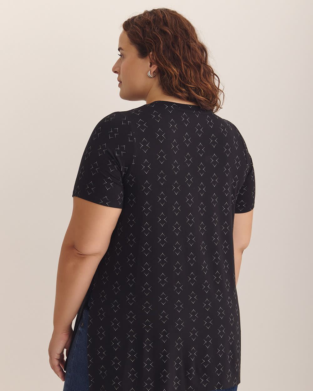 Modern-Fit Tunic with Slits - PENN. Essentials Modern-Fit Tunic with Slits - PENN. Essentials