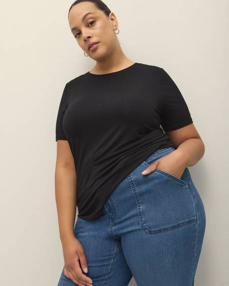 Modern-Fit Crew Neck T-Shirt - Addition Elle - PENN. Essentials
