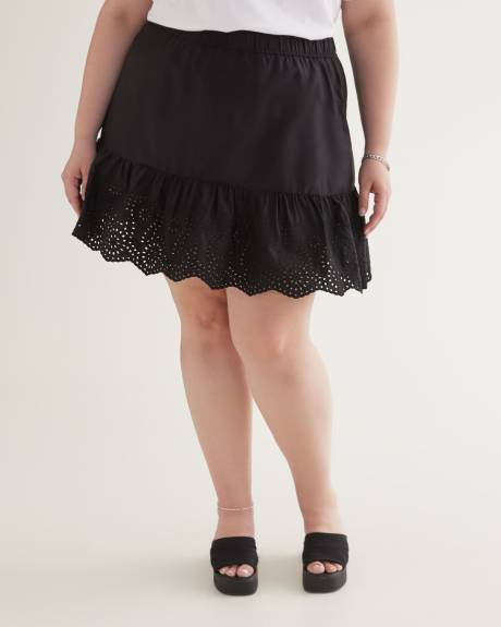 Mini-jupe noire en coton à enfiler avec volant brodé