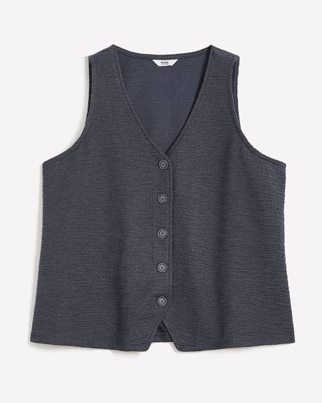 Textured Buttoned-Down Sleeveless Vest