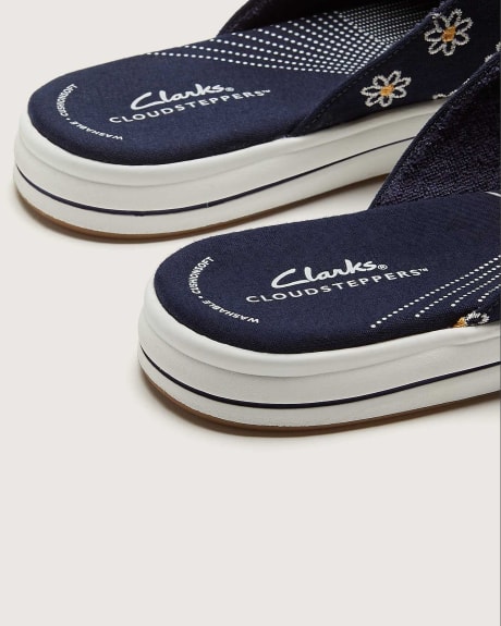 Wide Width Breeze Shore Shoes - Clarks