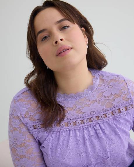 Long-Sleeve Crew-Neck Lace Top