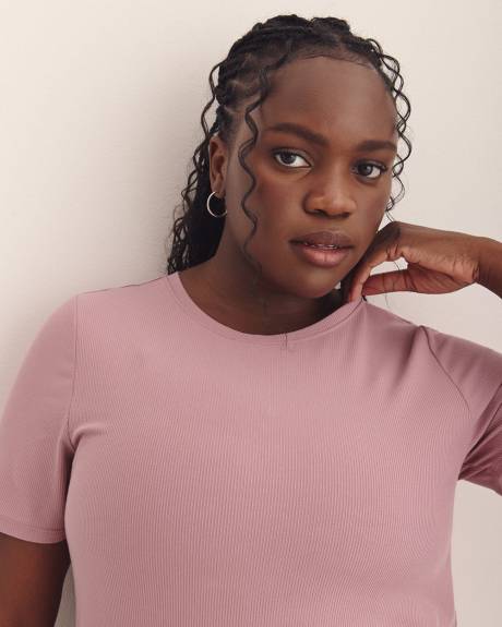 Responsible, Modern Fit Ribbed Tee - Addition Elle - PENN. Essentials