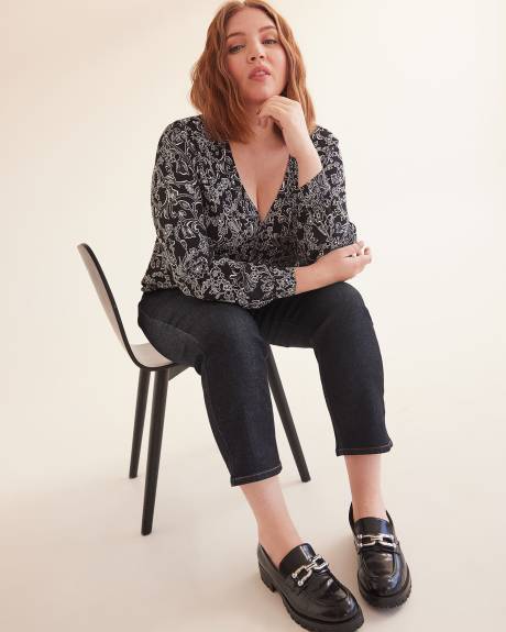 Long-Sleeve Swing Pleated Blouse