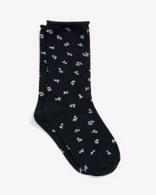 Chaussettes marines avec rebords roul&eacute;s et motif de cerises