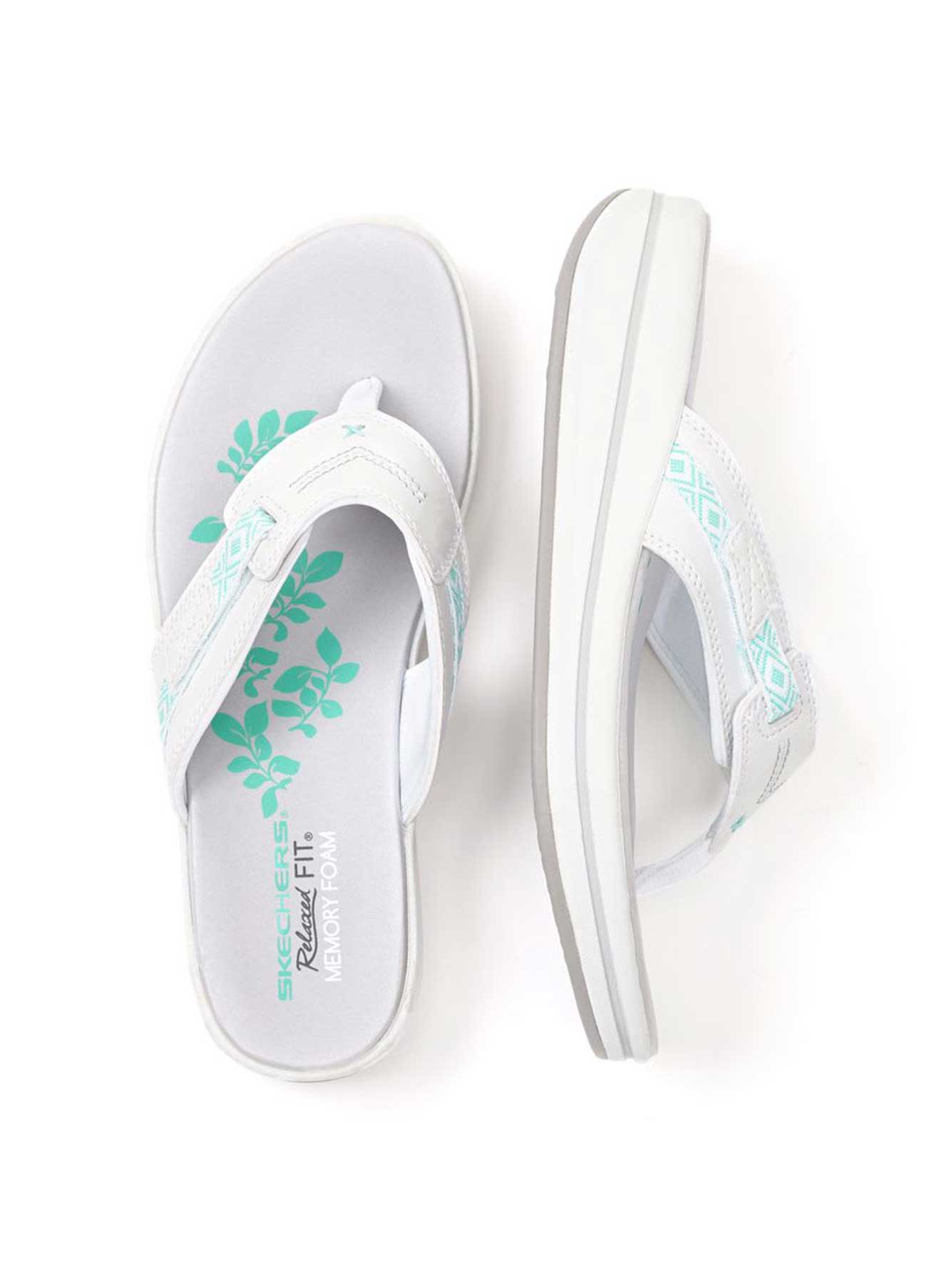 skechers wide width flip flops