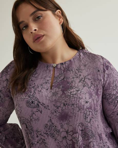 Responsible, Printed Pleated Swing Blouse