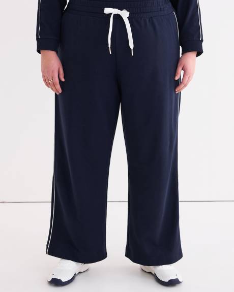 French Terry Wide-Leg Sweatpant - Active Zone