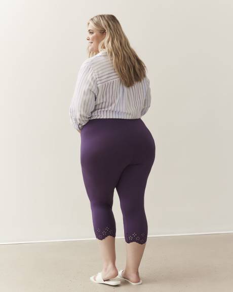 Legging capri tendance avec ourlet brodé