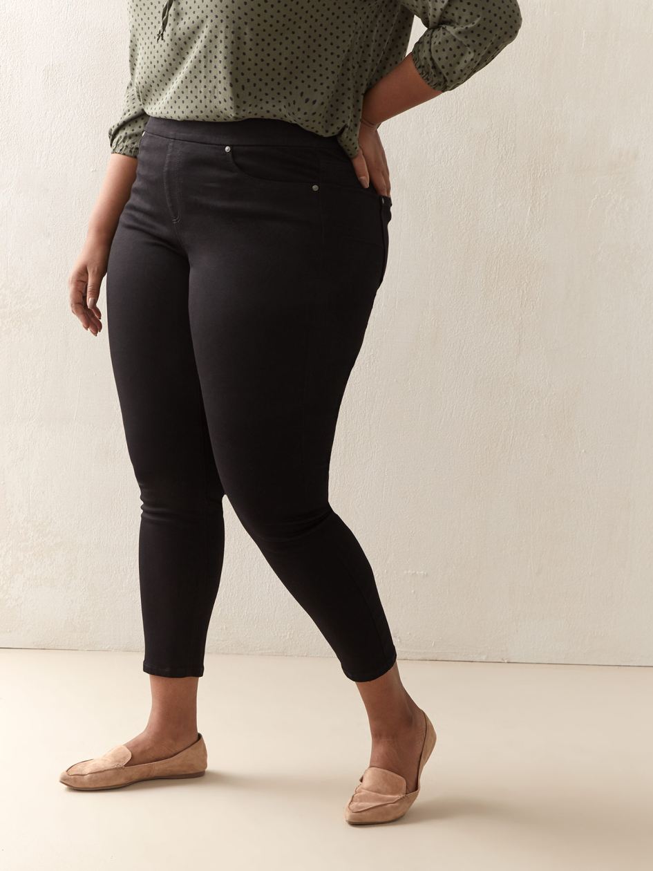 Universal Fit, Black Jegging - d/C JEANS