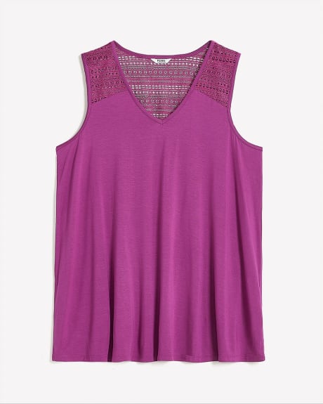 Responsible, Sleeveless V-Neck Knit Top With Crochet
