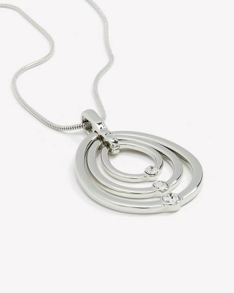 Longue chaîne à mailles serpent avec pendentif à 3 anneaux