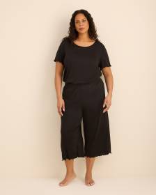 Black Heart Pointelle Cropped Pyjama Pant with Lettuce Edge - ti Voglio