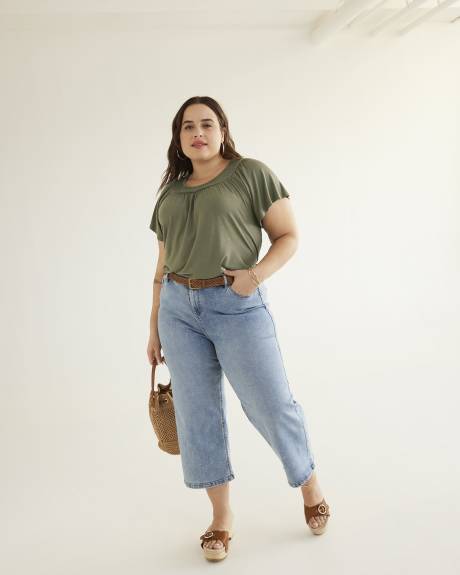Haut long en tricot avec encolure à smocks, tissu responsable