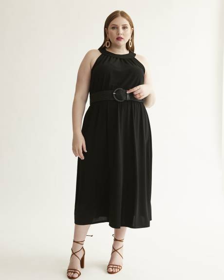 Robe longue licou noire avec col en crochet