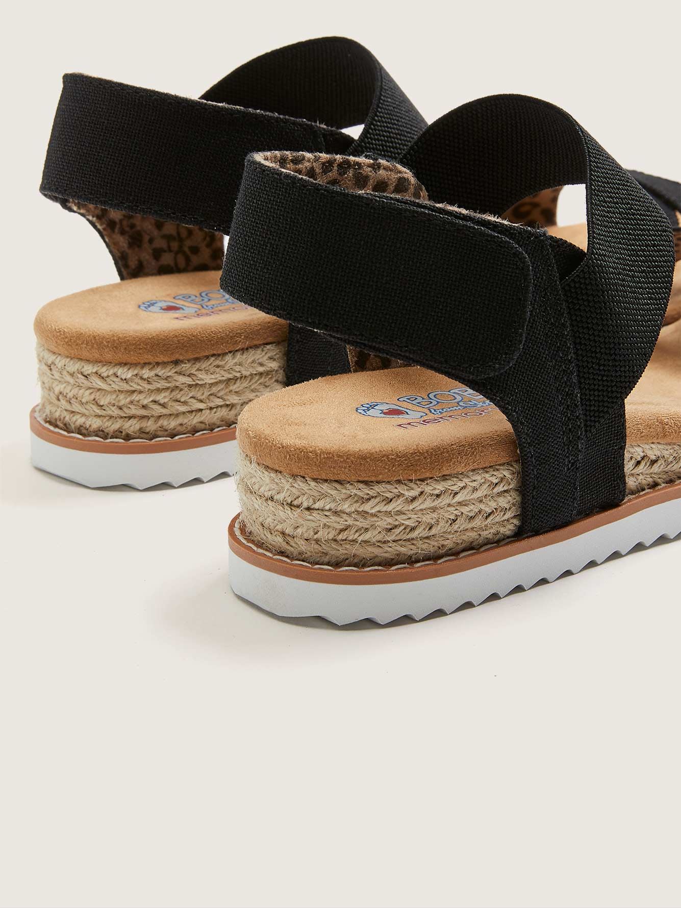 Skechers desert sales kiss secret picnic