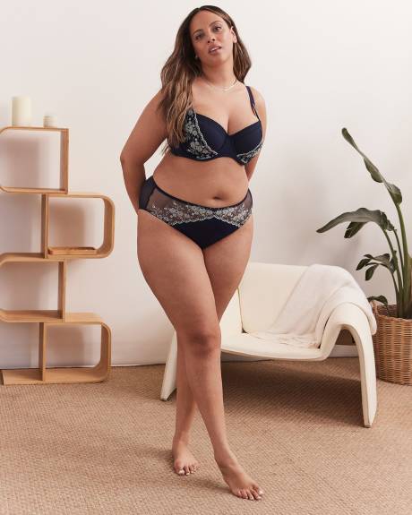 Culotte échancrée bleue avec dentelle brodée et arrière en mesh - Déesse Collection